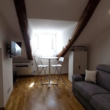Arsenal Apartment *